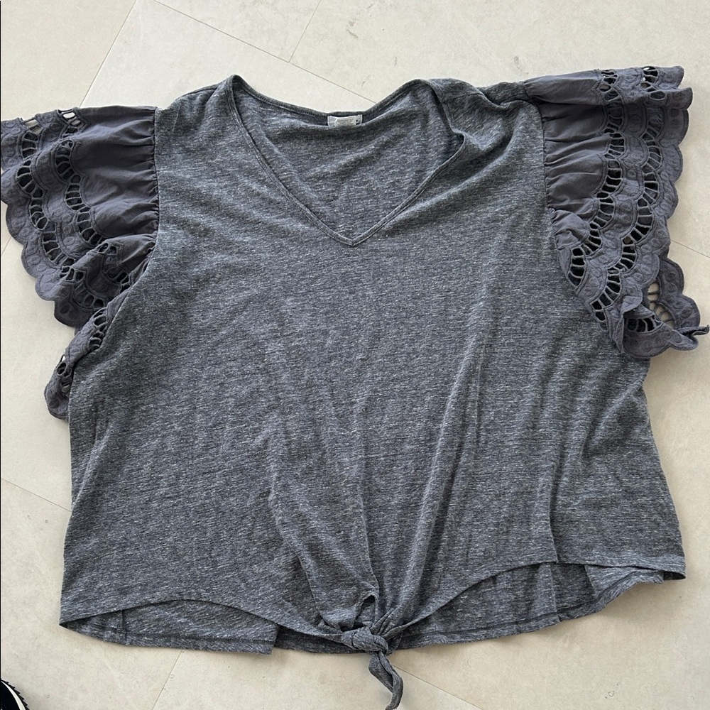 Eyeshadow Charcoal Gray Lace Sleeve Blouse